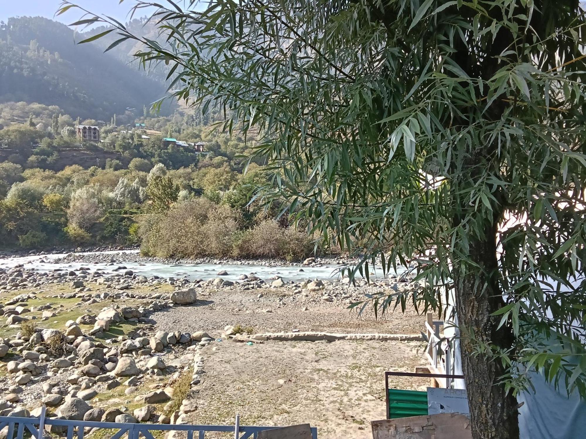 River-Scape Islamabad Exterior photo